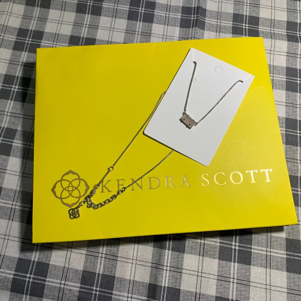Kendra Scott Silver Pattie Necklace